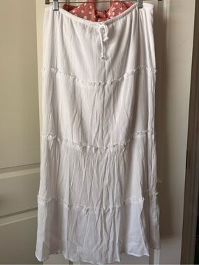 No boundaries skirt
